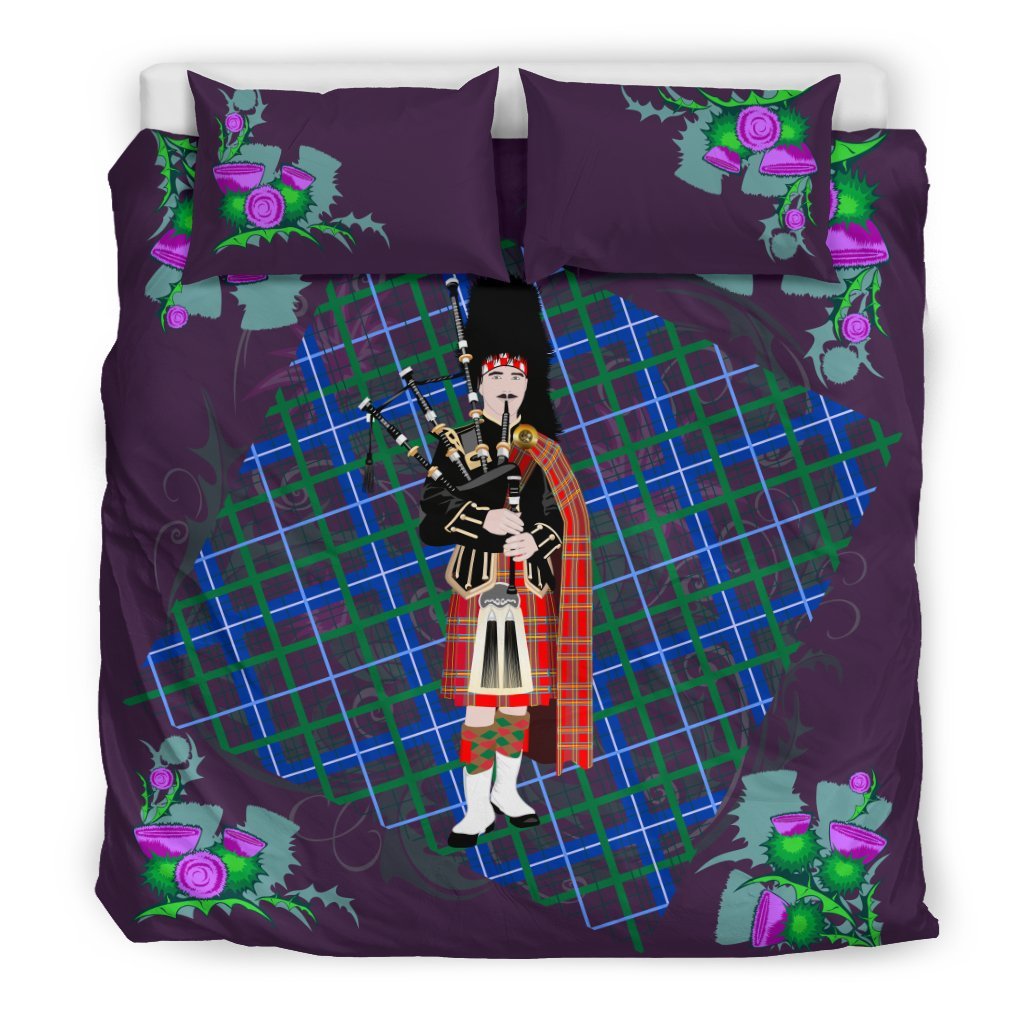 Scotland Thistle With Bagpiper Bedding Set - Vibe Hoodie Shop