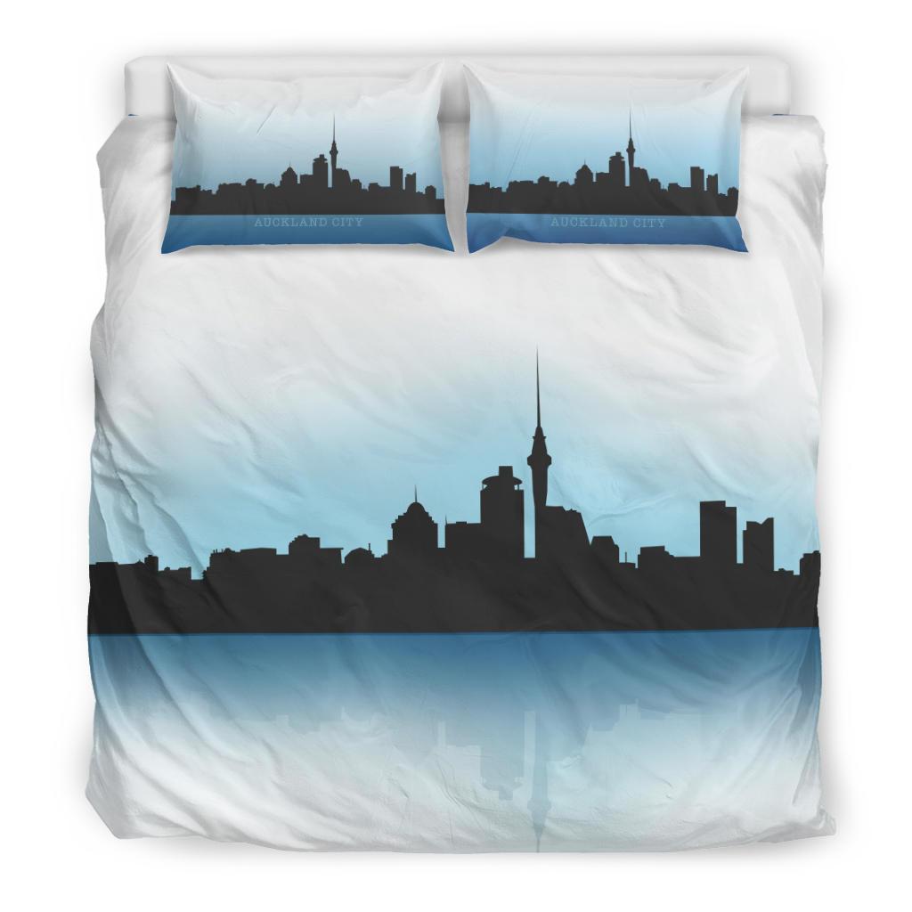 Auckland City Skyline New Zealand White - Vibe Hoodie Shop