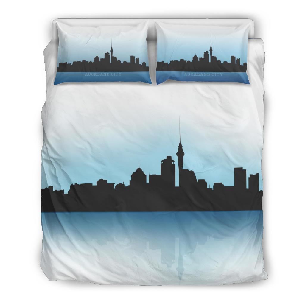 Auckland City Skyline New Zealand White - Vibe Hoodie Shop