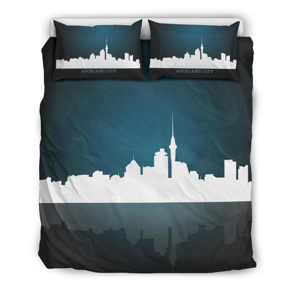 Auckland City Skyline New Zealand Black - Vibe Hoodie Shop