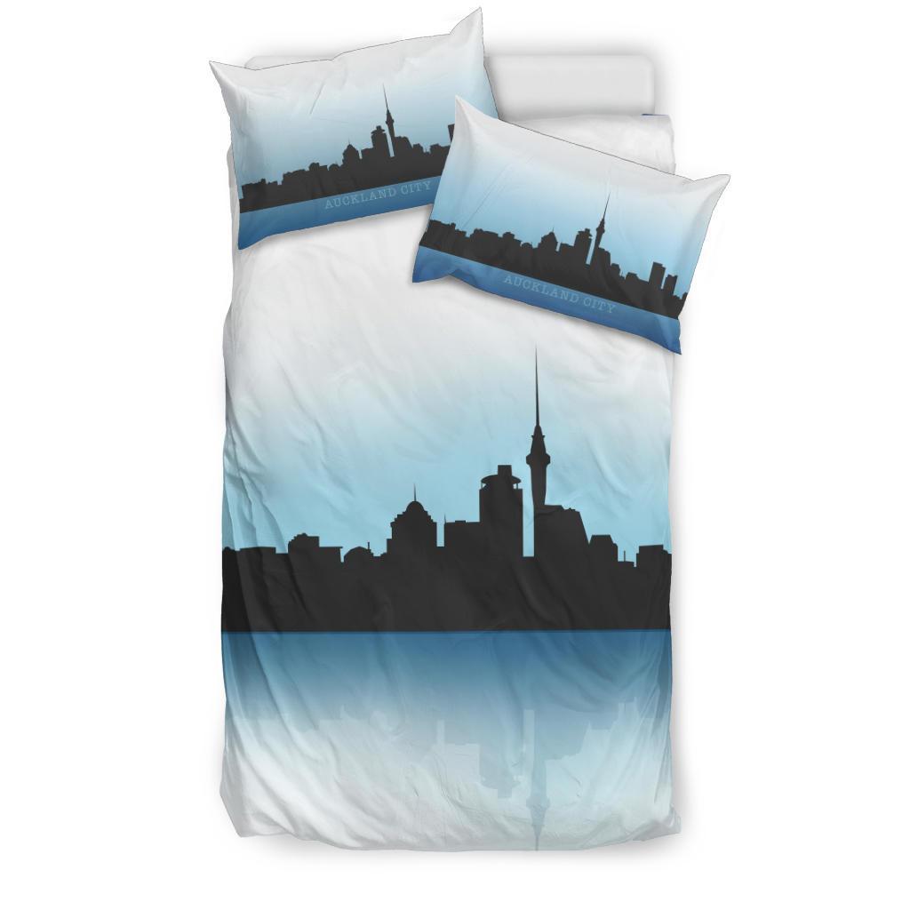 Auckland City Skyline New Zealand White - Vibe Hoodie Shop