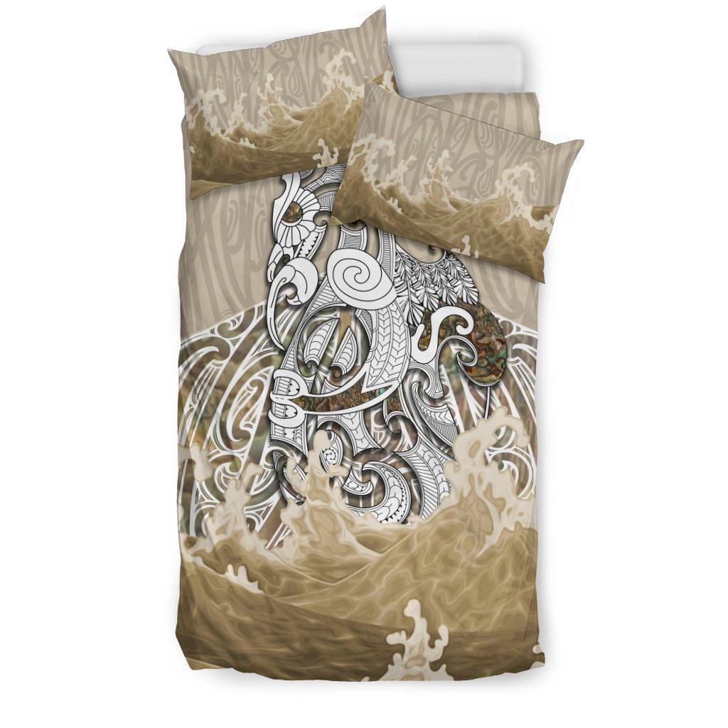 Maori Manaia The Golden Sea Bedding Set - Vibe Hoodie Shop