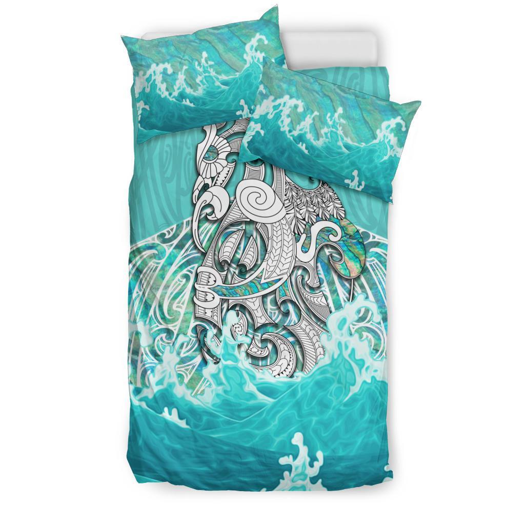 Maori Manaia The Blue Sea Bedding Set, Turquoise - Vibe Hoodie Shop