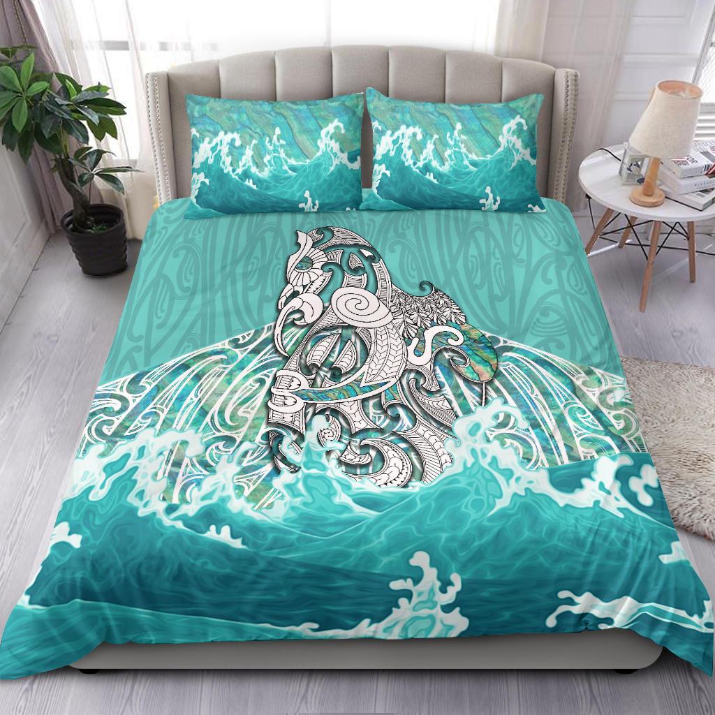 Maori Manaia The Blue Sea Bedding Set, Turquoise - Vibe Hoodie Shop