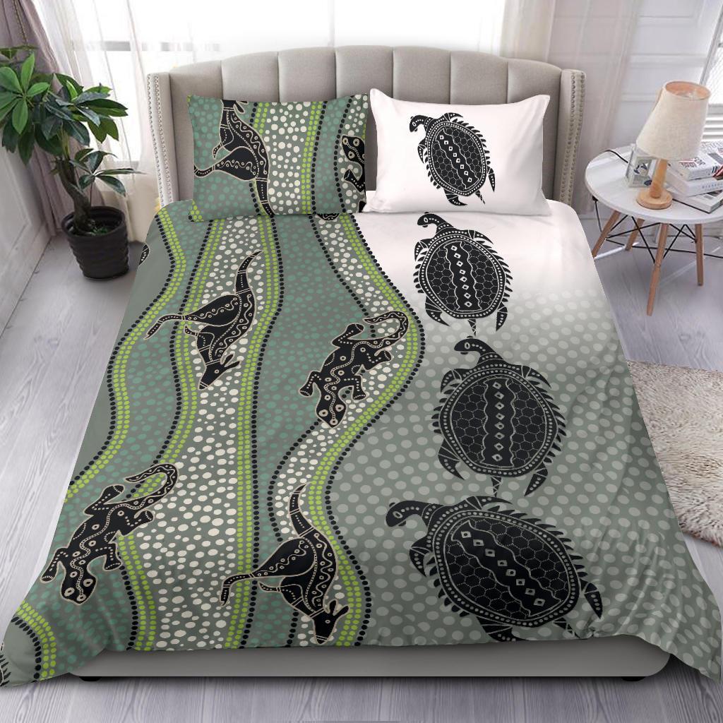 Bedding Set - Aboriginal with Kangaroo, Lizard, Turtle and Dotted Crooked Stripes Pattern - Vibe Hoodie Shop