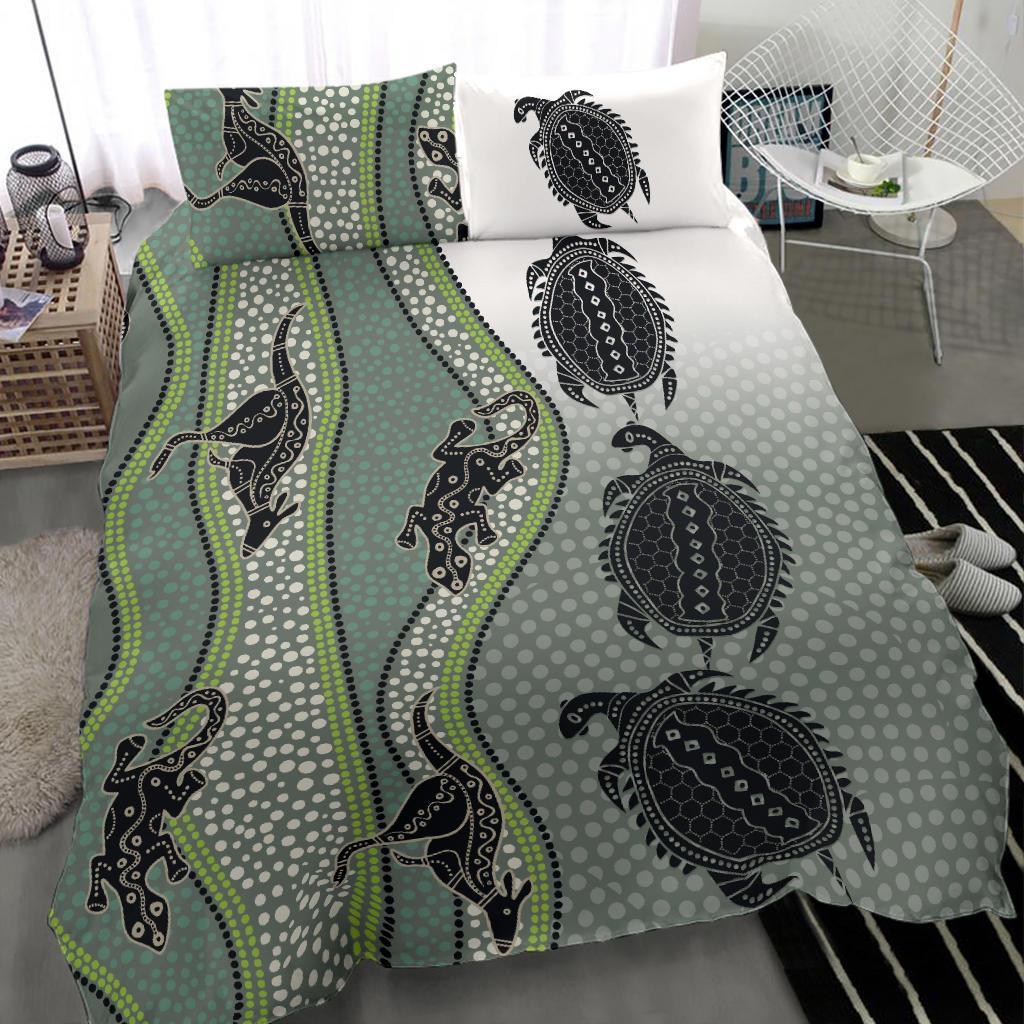 Bedding Set - Aboriginal with Kangaroo, Lizard, Turtle and Dotted Crooked Stripes Pattern - Vibe Hoodie Shop