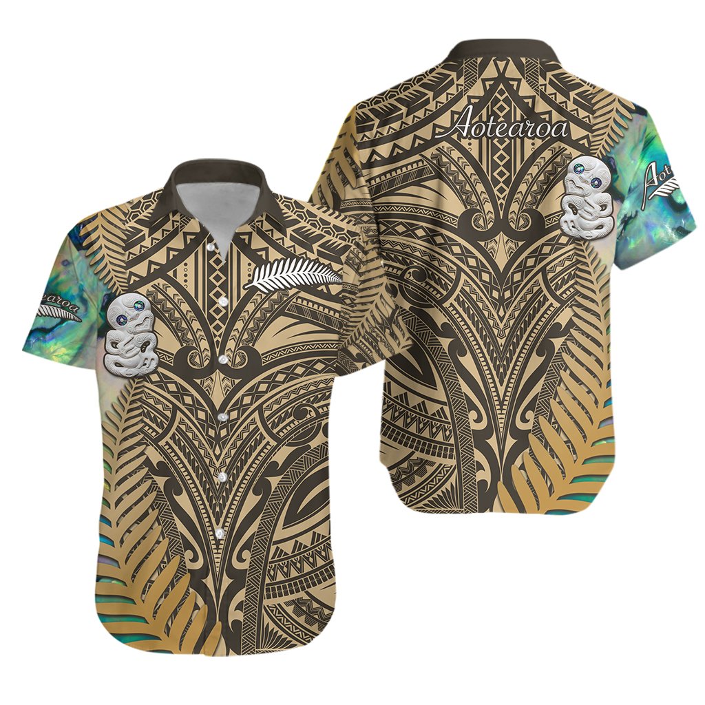 (NOTEXT) Simple Hawaiian Shirt Maori Hei Tiki and Paua Golden - Vibe Hoodie Shop