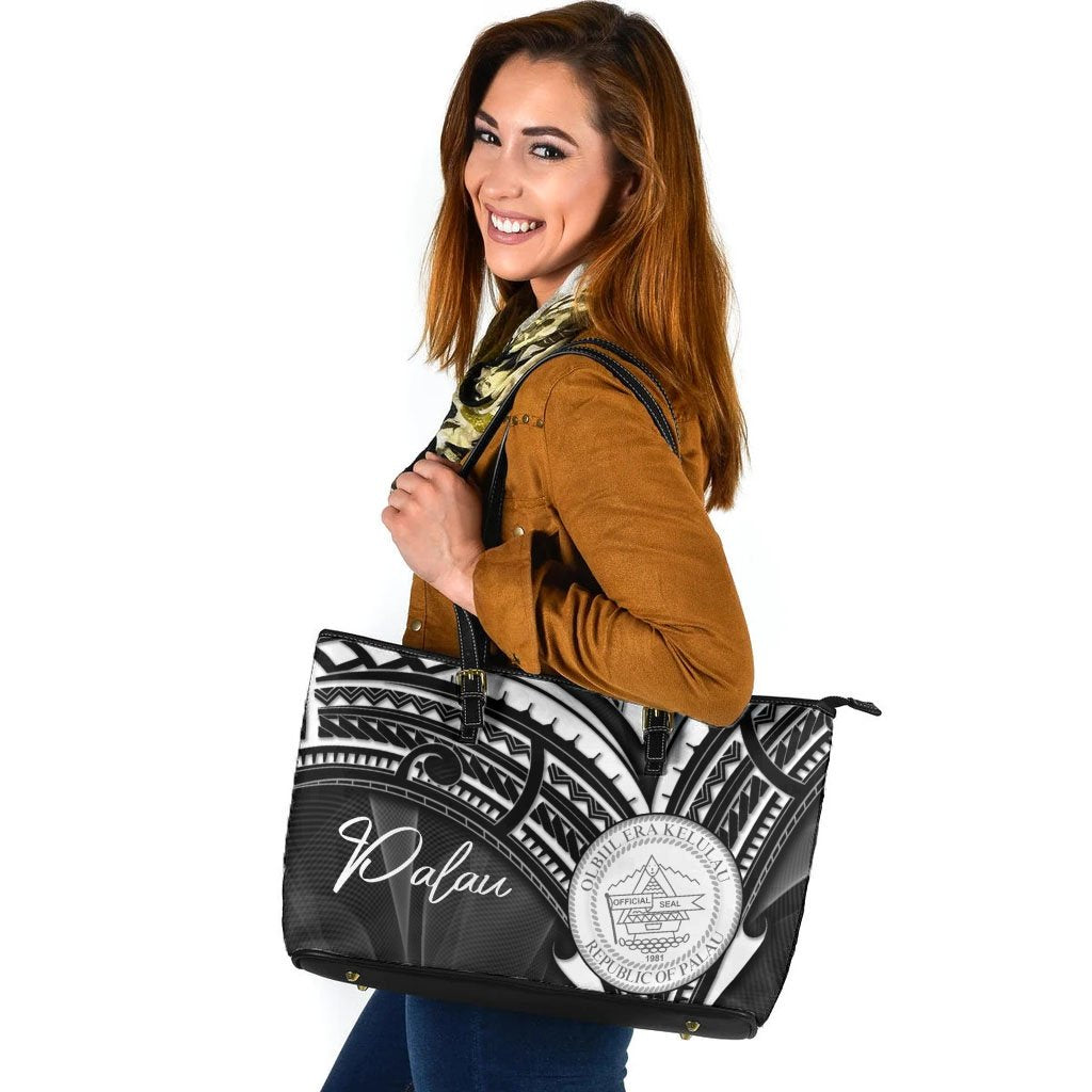 palau-leather-tote-cross-style