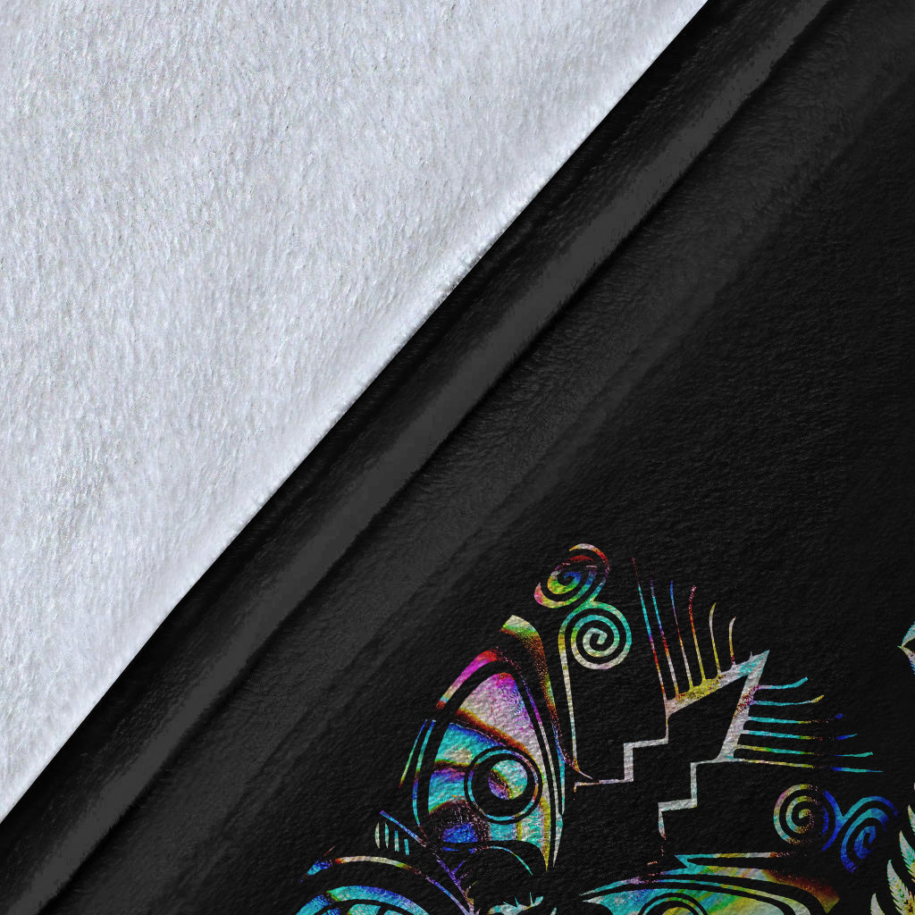 New Zealand Haka Rugby Maori Premium Blanket Silver Fern Vibes - Paua Shell - Vibe Hoodie Shop