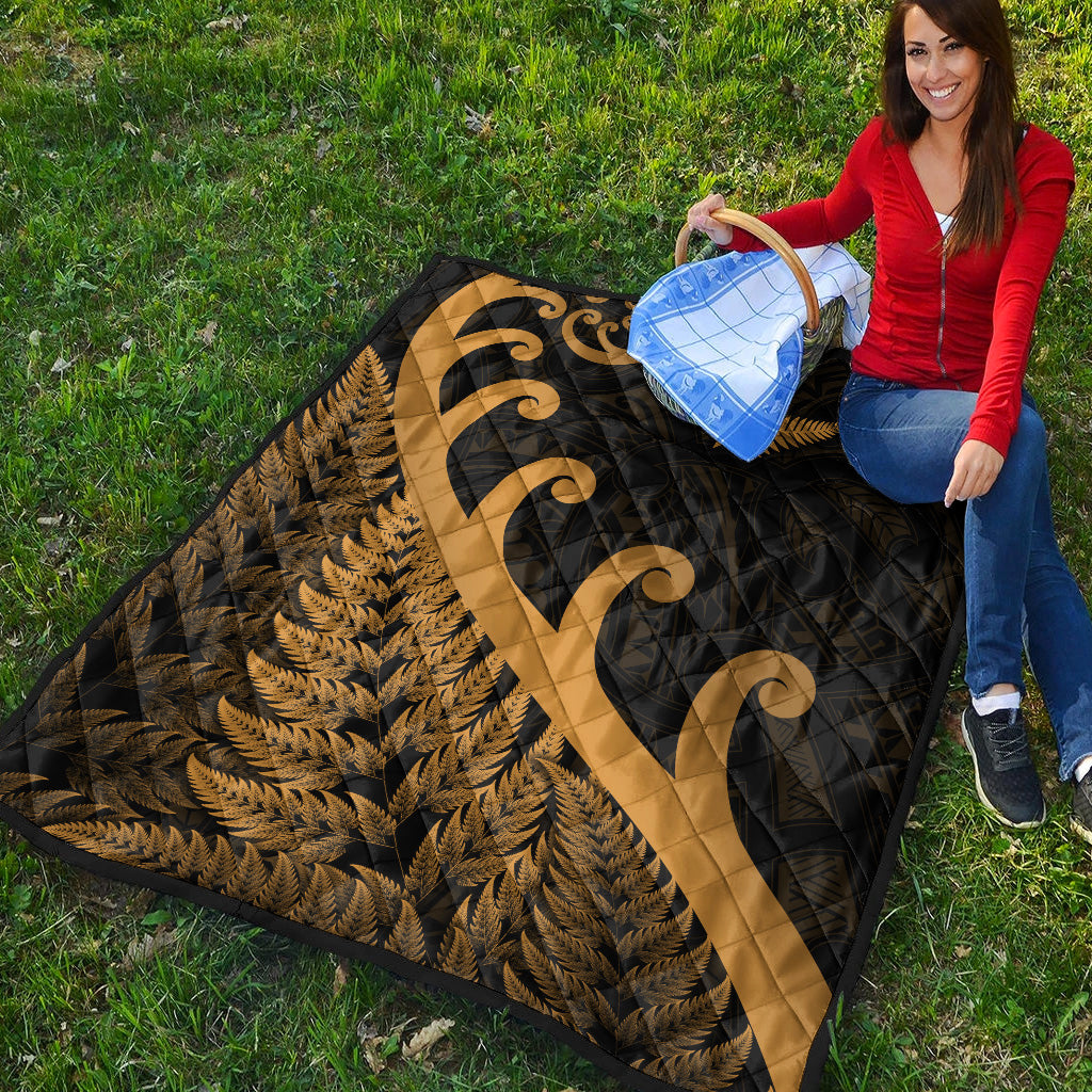 New Zealand Rugby Maori Premium Quilt Silver Fern Koru Vibes - Gold - Vibe Hoodie Shop
