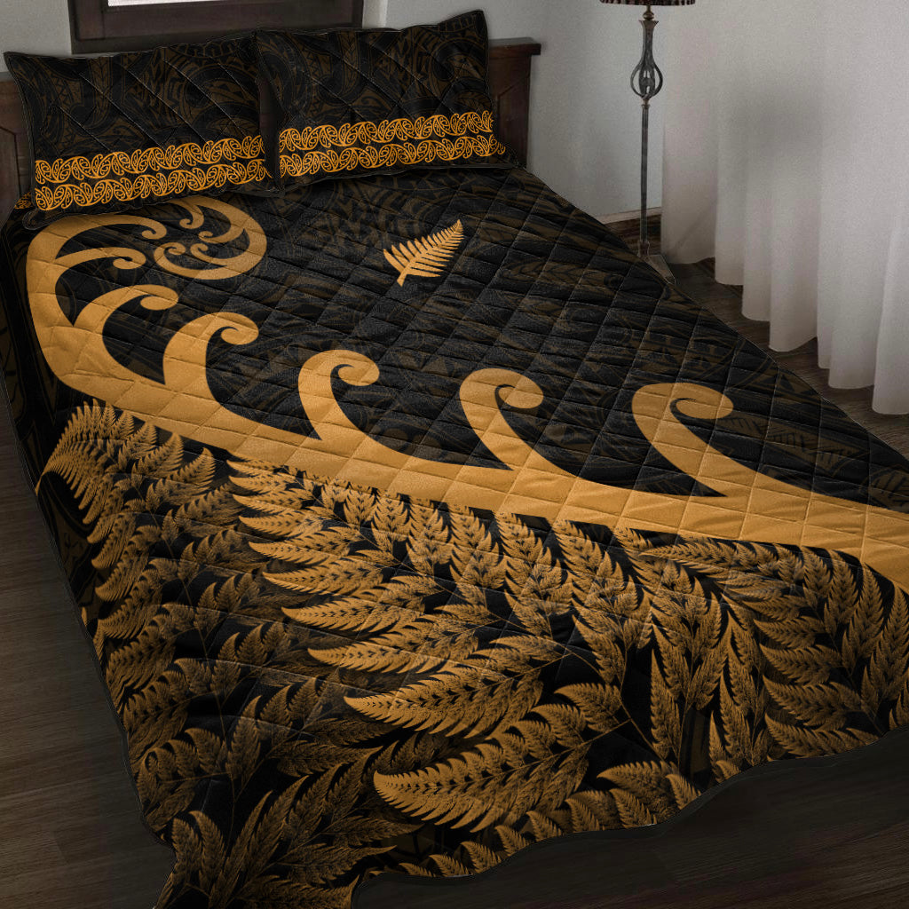 New Zealand Rugby Maori Quilt Bed Set Silver Fern Koru Vibes - Gold - Vibe Hoodie Shop