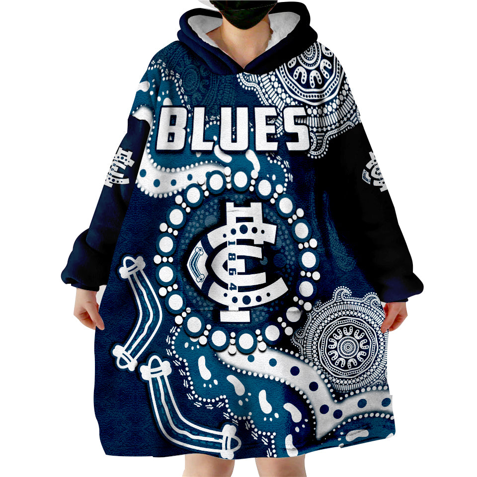 (Custom Text And Number) Carlton Football Blues 1864 Boomerang Indigenous Artsy Wearable Blanket Hoodie - Vibe Hoodie Shop