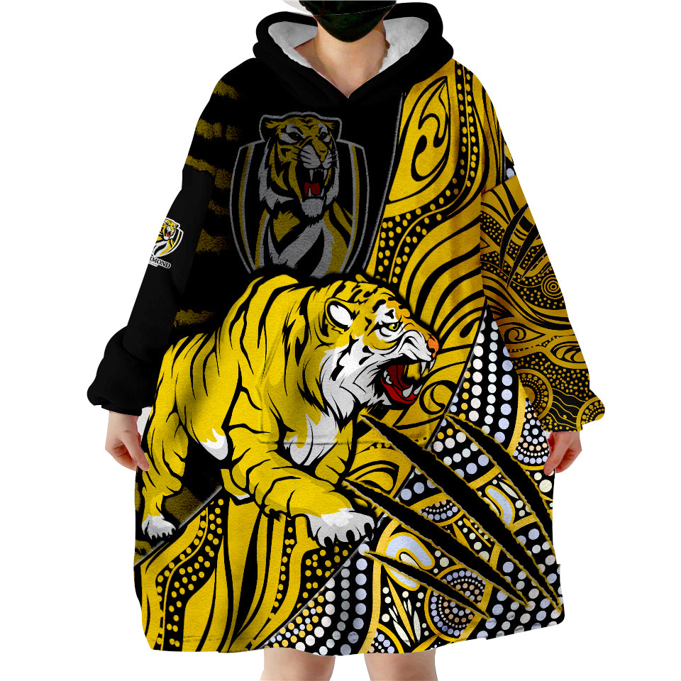 (Custom Text and Number) Richmond Football Aboriginal Go The Tigers Premiers Wearable Blanket Hoodie - Vibe Hoodie Shop