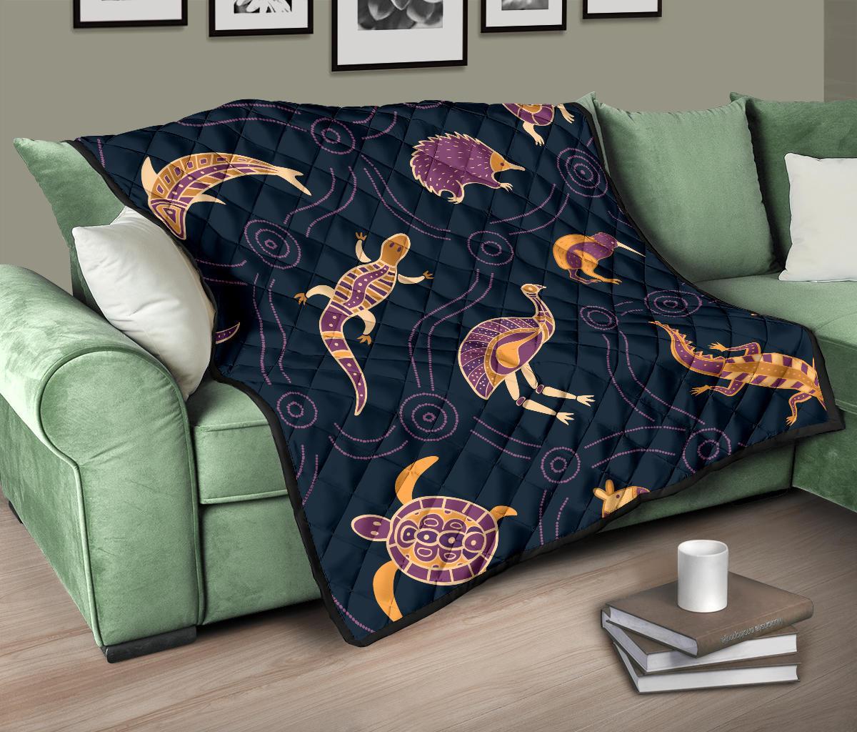 Premium Quilt - Indigenous Animals Patterns - Vibe Hoodie Shop
