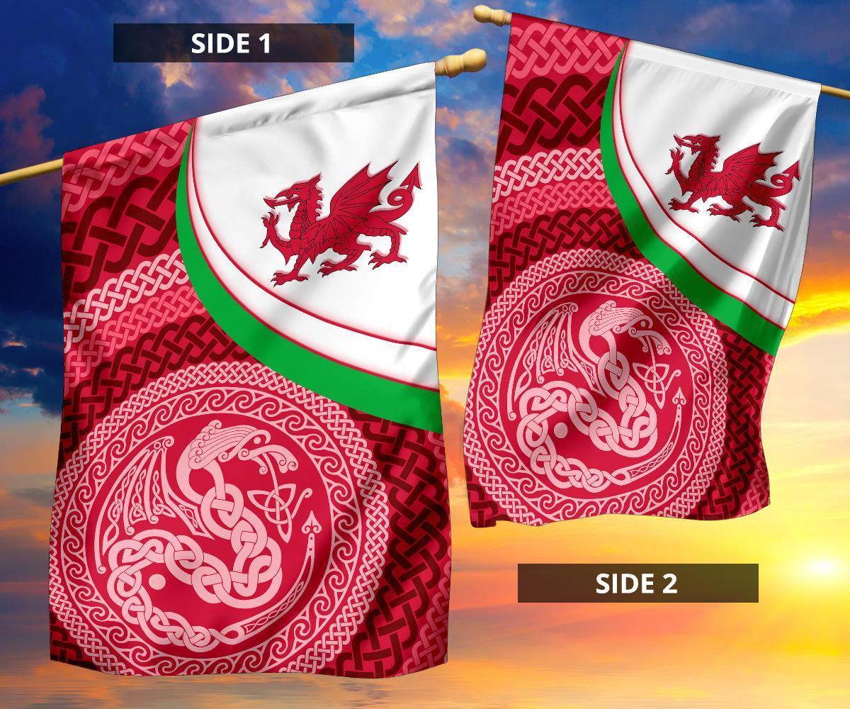 Wales Celtic Flag - Welsh Cymru Dragon With Celtic Knot - Vibe Hoodie Shop