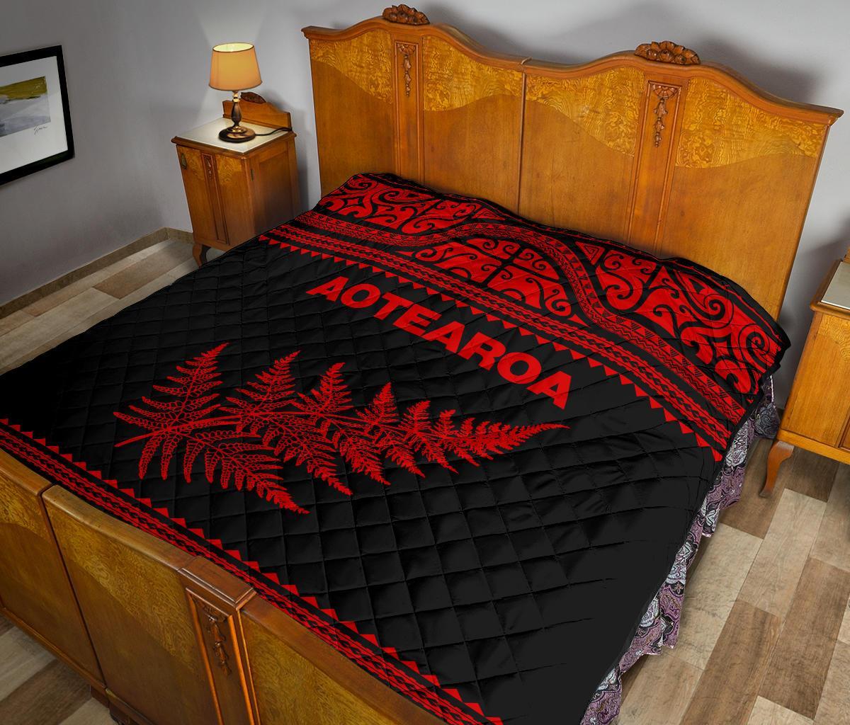 Aotearoa New Zealand Maori Premium Quilt Silver Fern - Red - Vibe Hoodie Shop