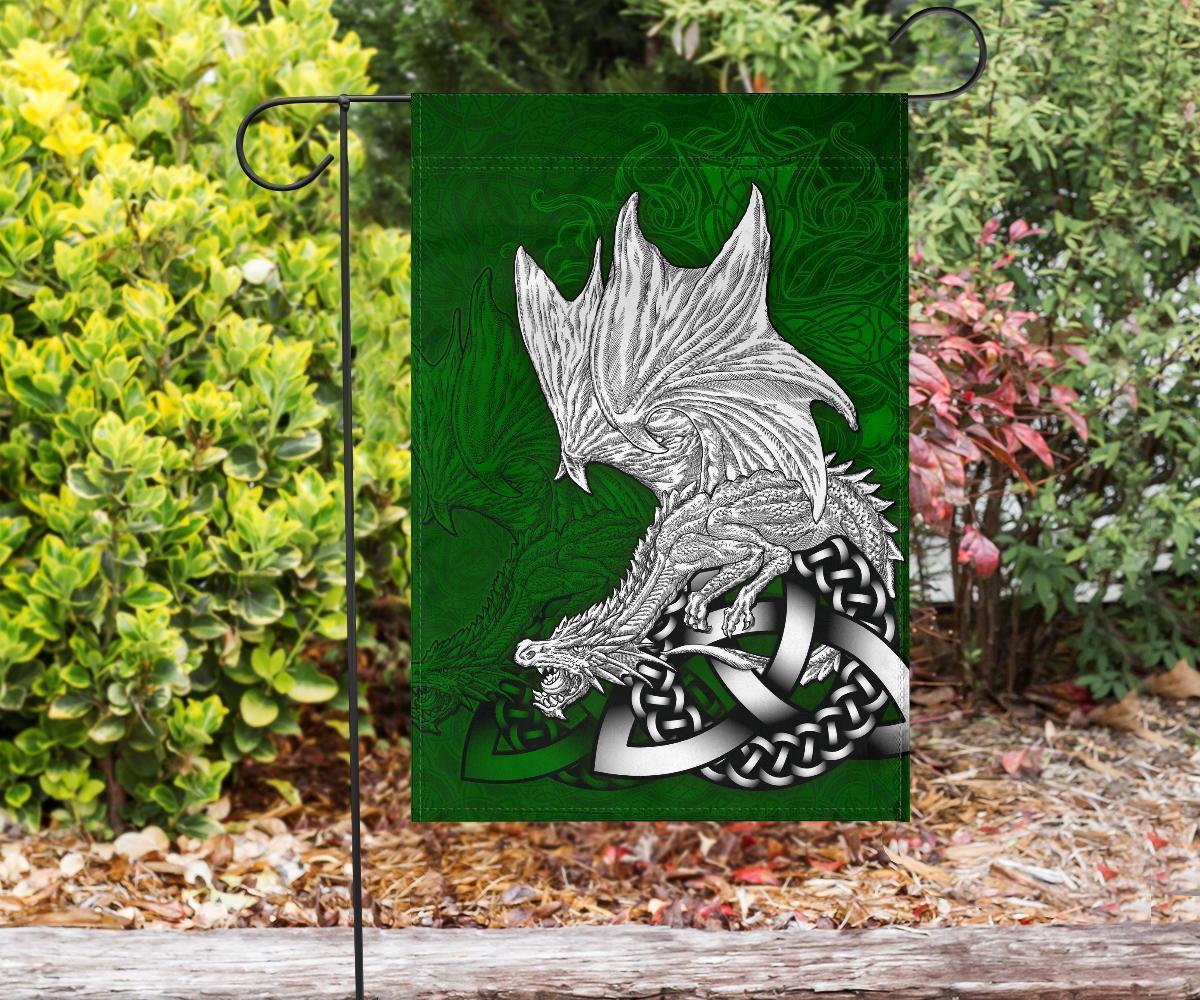 Celtic Flag - Celtic Dragon (Green) - Vibe Hoodie Shop