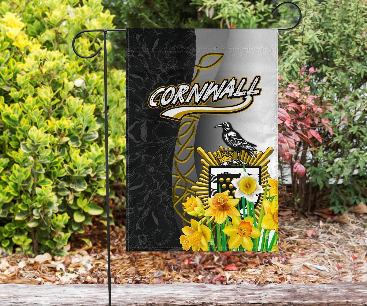 Cornwall Celtic Flag - Daffodil With Seal - Vibe Hoodie Shop