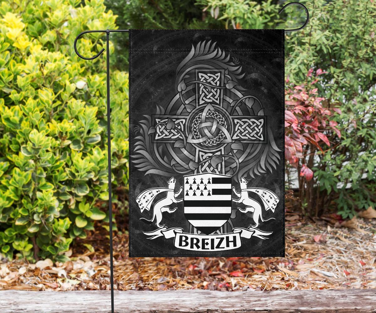 Celtic Flag - Brittany Flag With Celtic Cross - Vibe Hoodie Shop