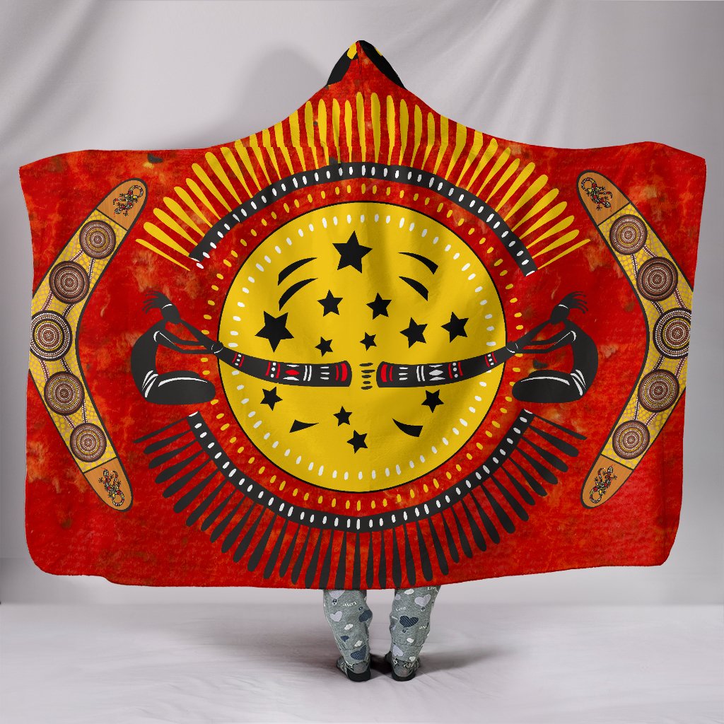 aboriginal-hooded-balnket-boomerang-pattern