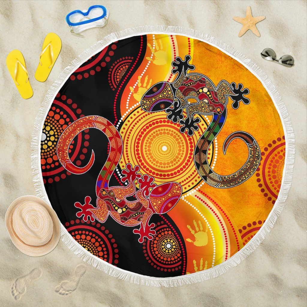 aboriginal-beach-blanket-couple-aboriginal-lizards