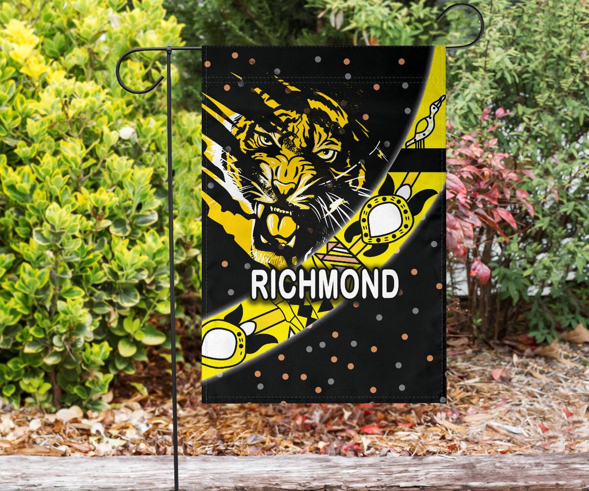 Richmond Flag Tigers Dotted - Vibe Hoodie Shop