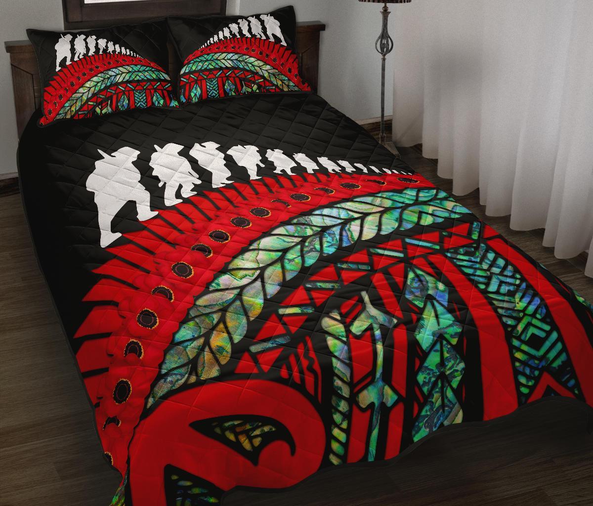 ANZAC New Zealand Quilt Bed Set, Poppies Lest We Forget Maori Soldiers Paua - Vibe Hoodie Shop