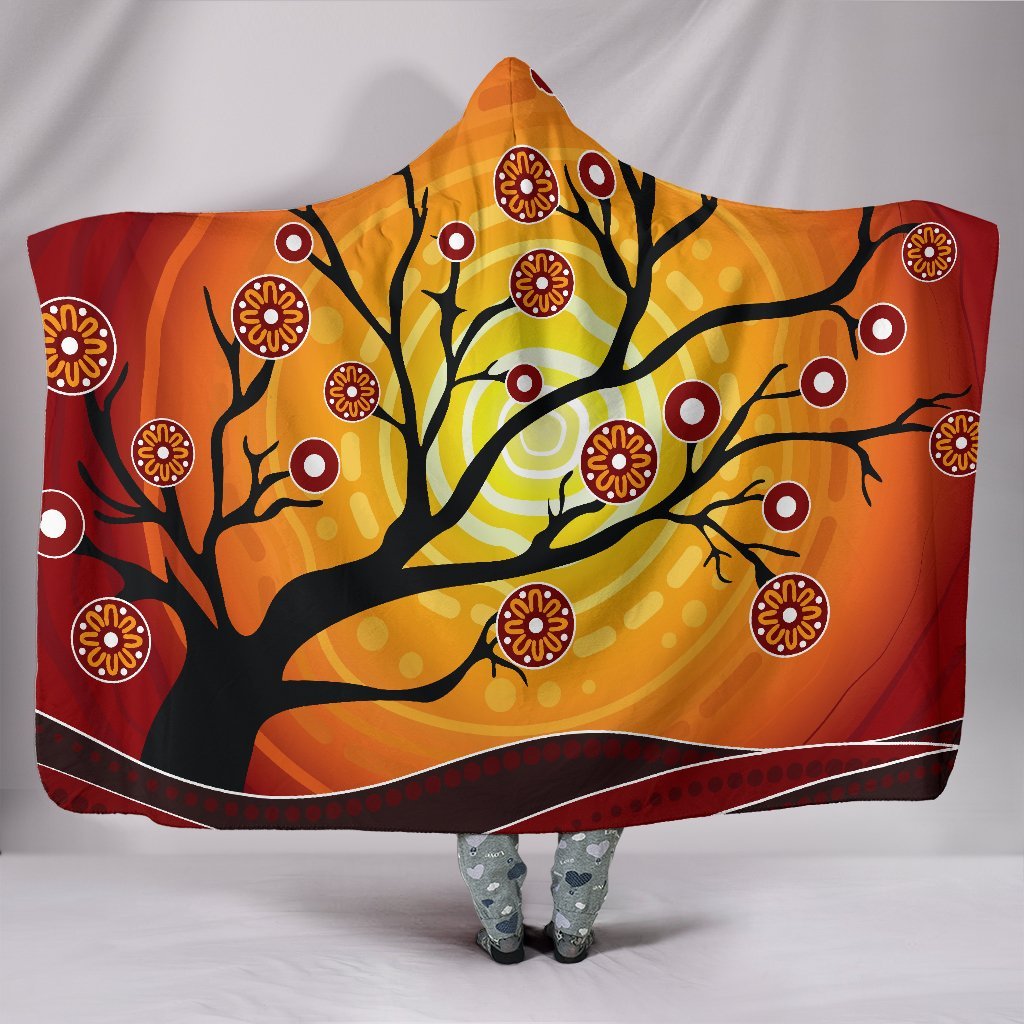 aboriginal-hooded-blanket-tree-in-spring-season
