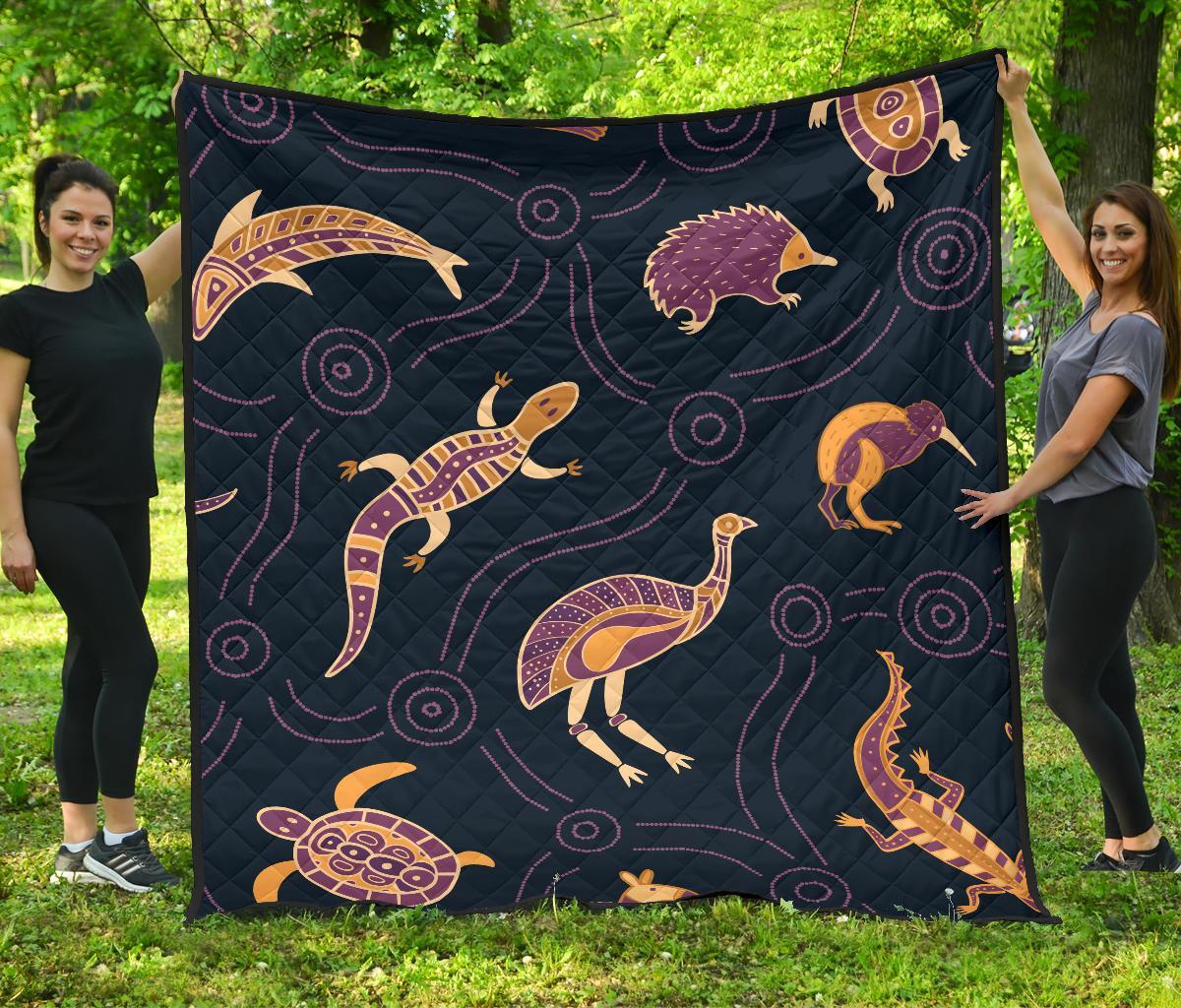 Premium Quilt - Indigenous Animals Patterns - Vibe Hoodie Shop