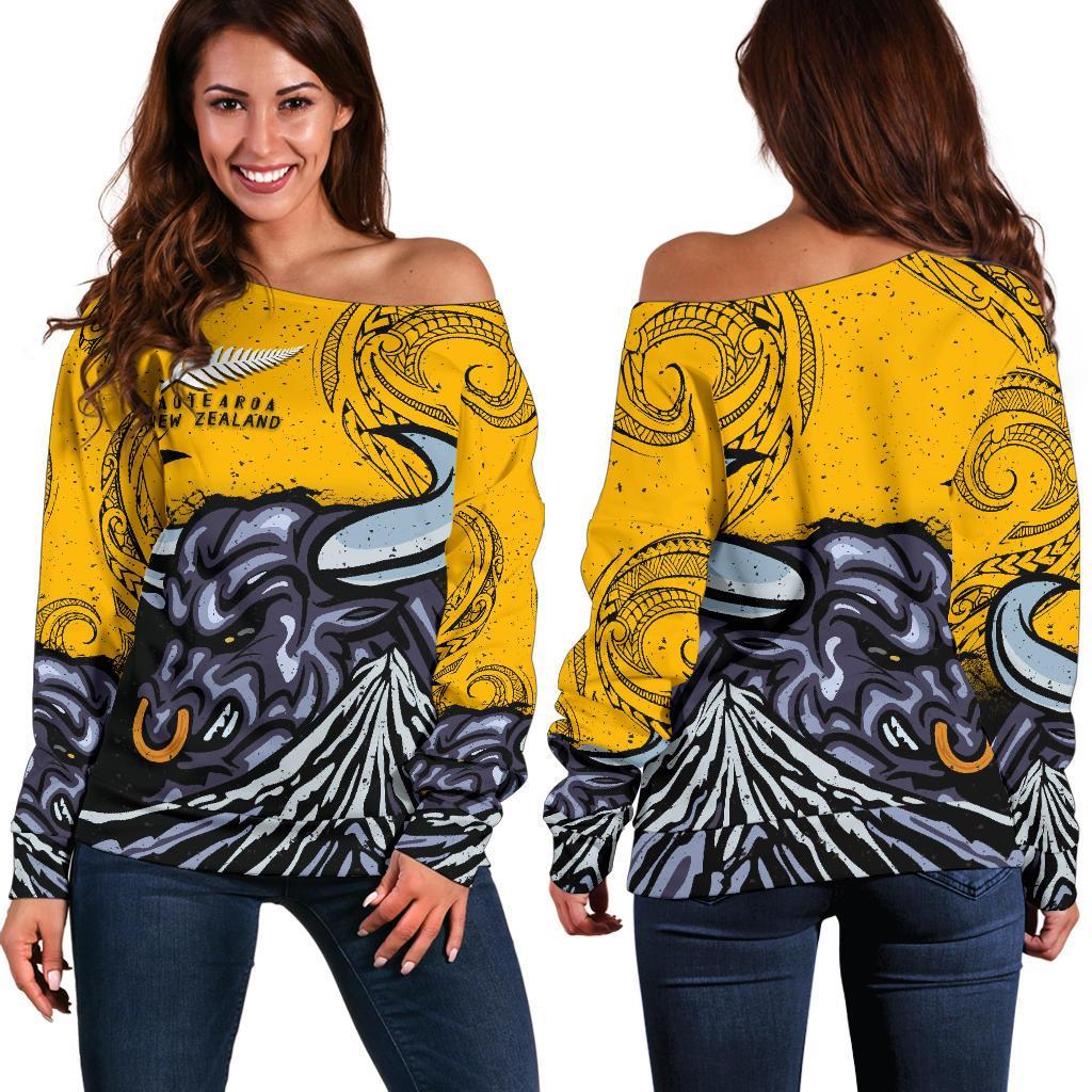 New Zealand Maori Women Off Shoulder Sweater Taranaki Bull - Vibe Hoodie Shop