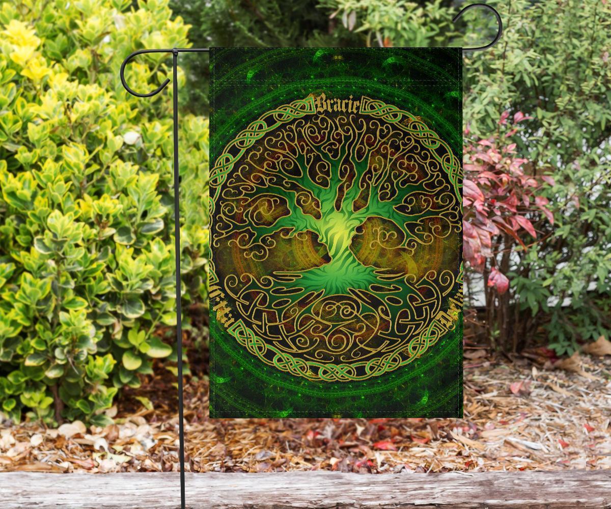 Celtic Flag - Celtic Tree (Green) - Vibe Hoodie Shop