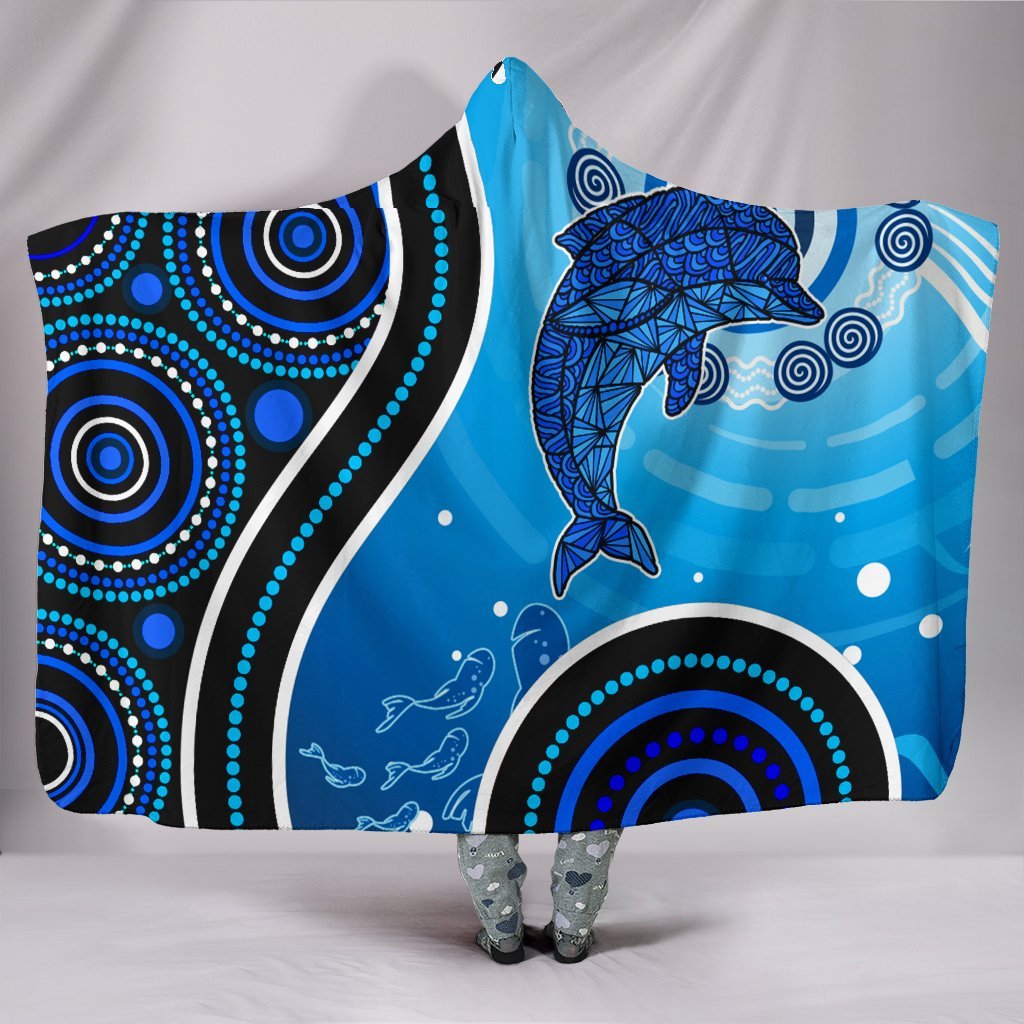 aboriginal-hooded-blanket-dolphin-and-aboriginal-dot-patterns