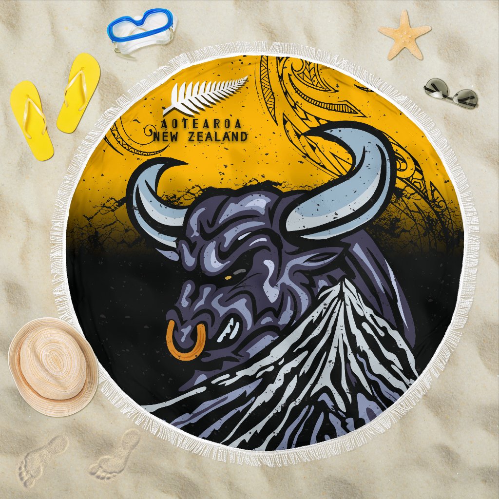 new-zealand-maori-beach-blanket-taranaki-bull