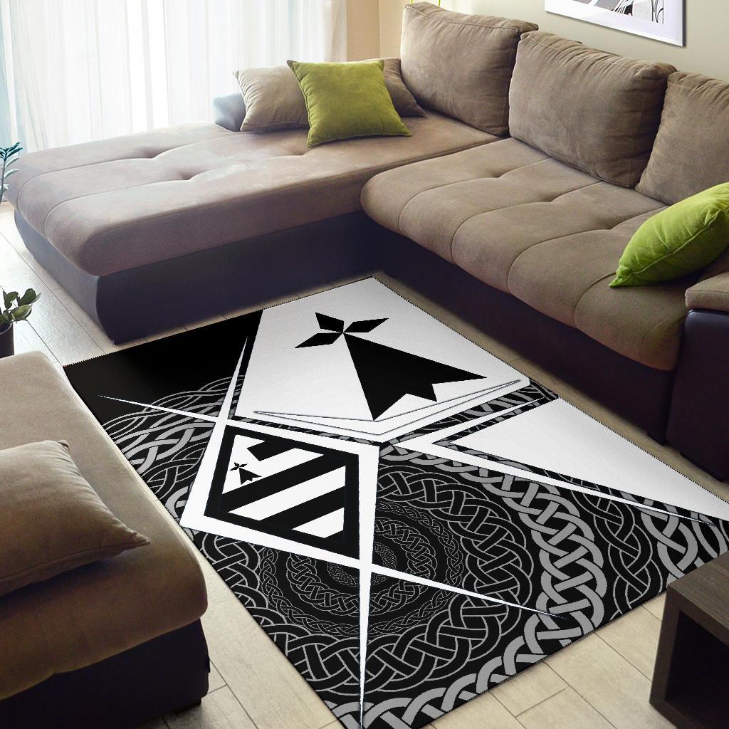 Brittany Celtic Area Rug - Brittany Legend - Vibe Hoodie Shop