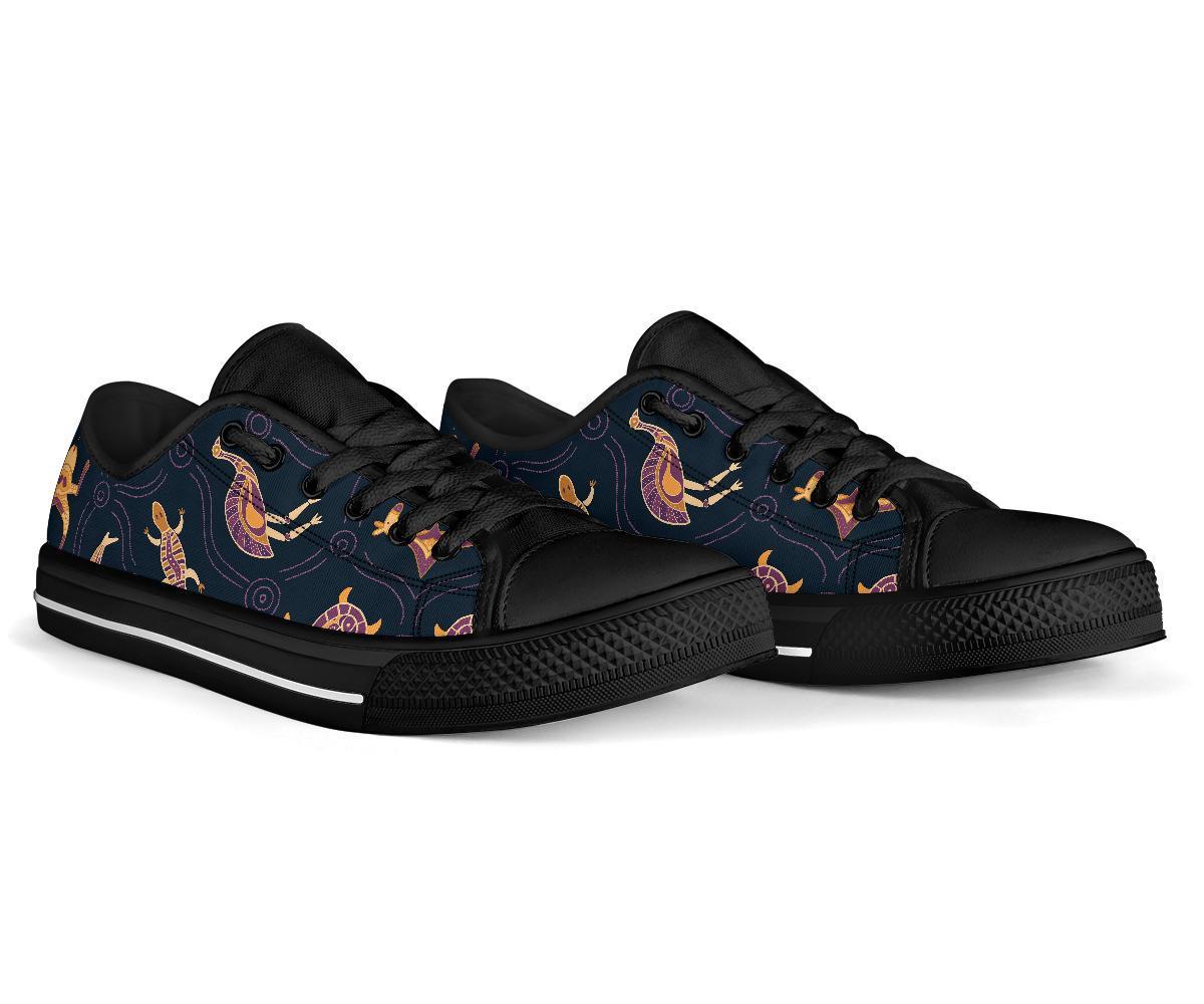 Low Top Shoes - Indigenous Animals Patterns - Vibe Hoodie Shop