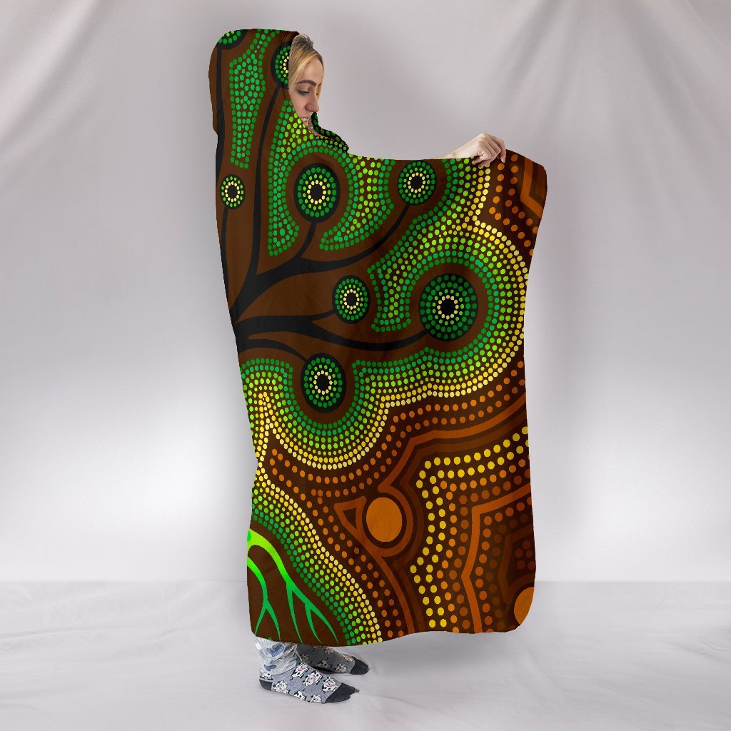 aboriginal-hooded-blanket-tree-dot-painting-art