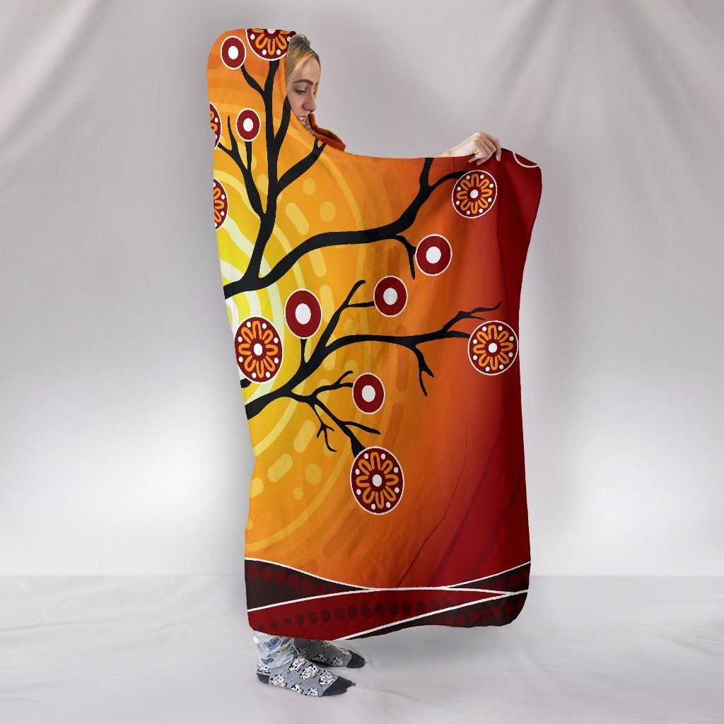 aboriginal-hooded-blanket-tree-in-spring-season