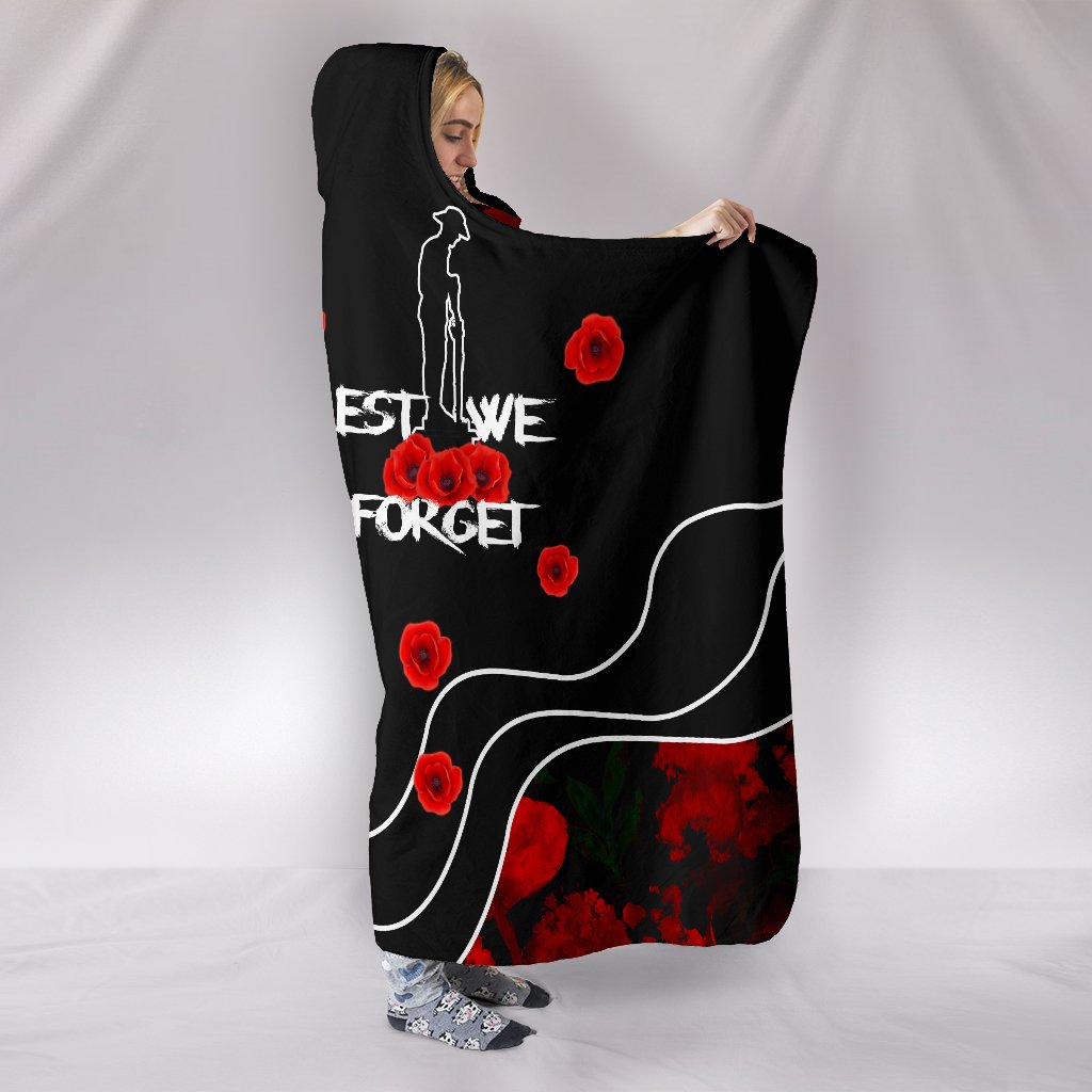 anzac-lest-we-forget-hooded-blanket-poppy-flowers