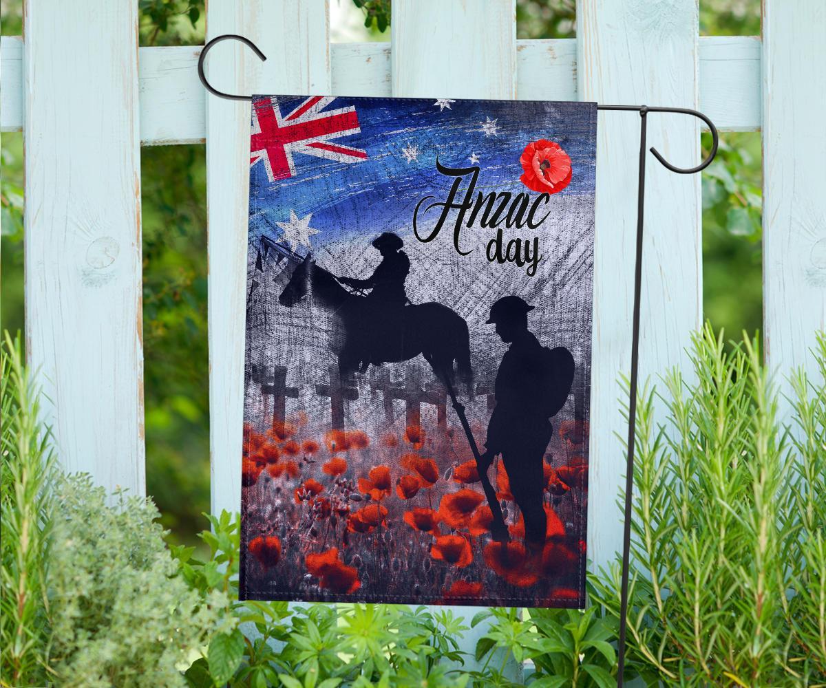 ANZAC Day Flag - Lest We Forget Vintage Poppies - Vibe Hoodie Shop