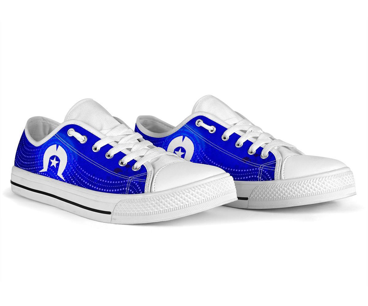 Torres Strait Islanders Low Top Shoes - Torres Symbol With Aboriginal Turtle - Vibe Hoodie Shop