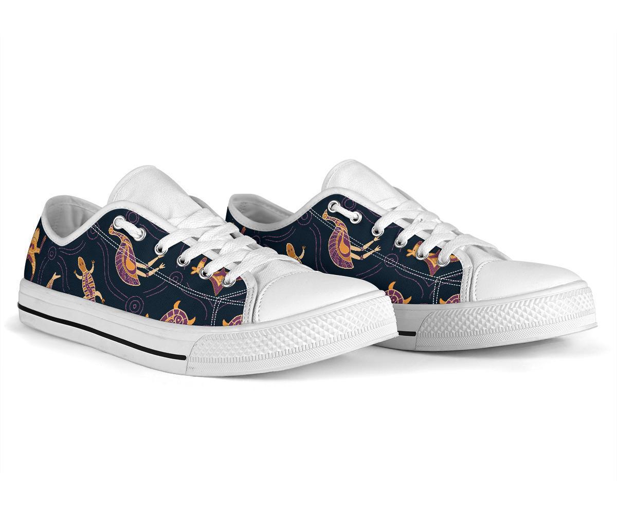 Low Top Shoes - Indigenous Animals Patterns - Vibe Hoodie Shop