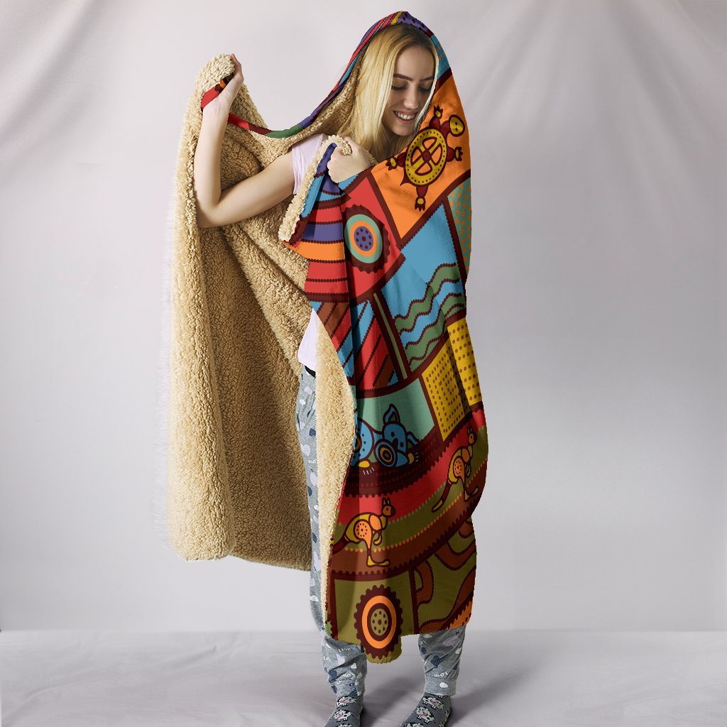 hooded-blanket-aboriginal-art-with-animals