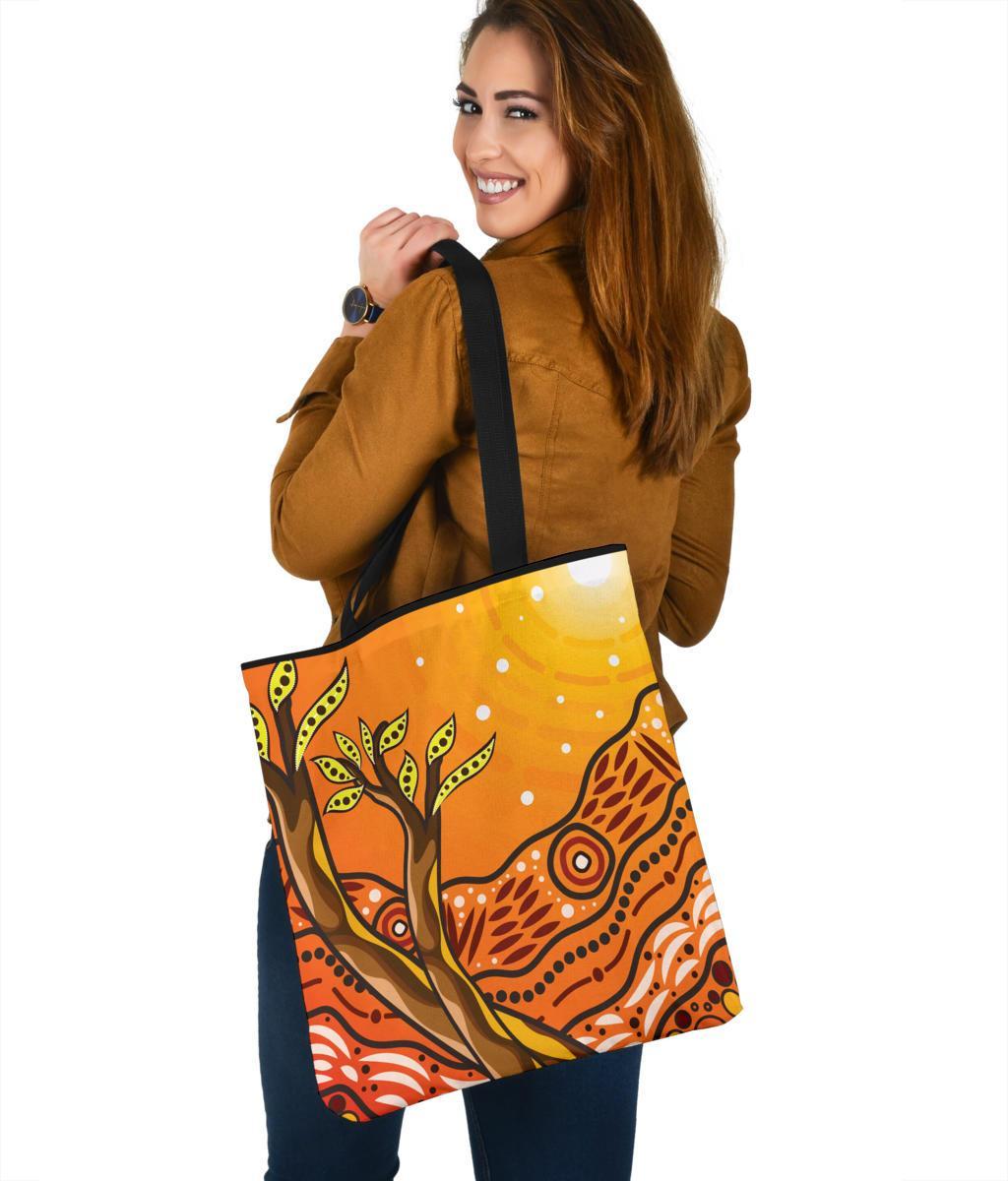 aboriginal-tote-bags-tree-on-the-hill
