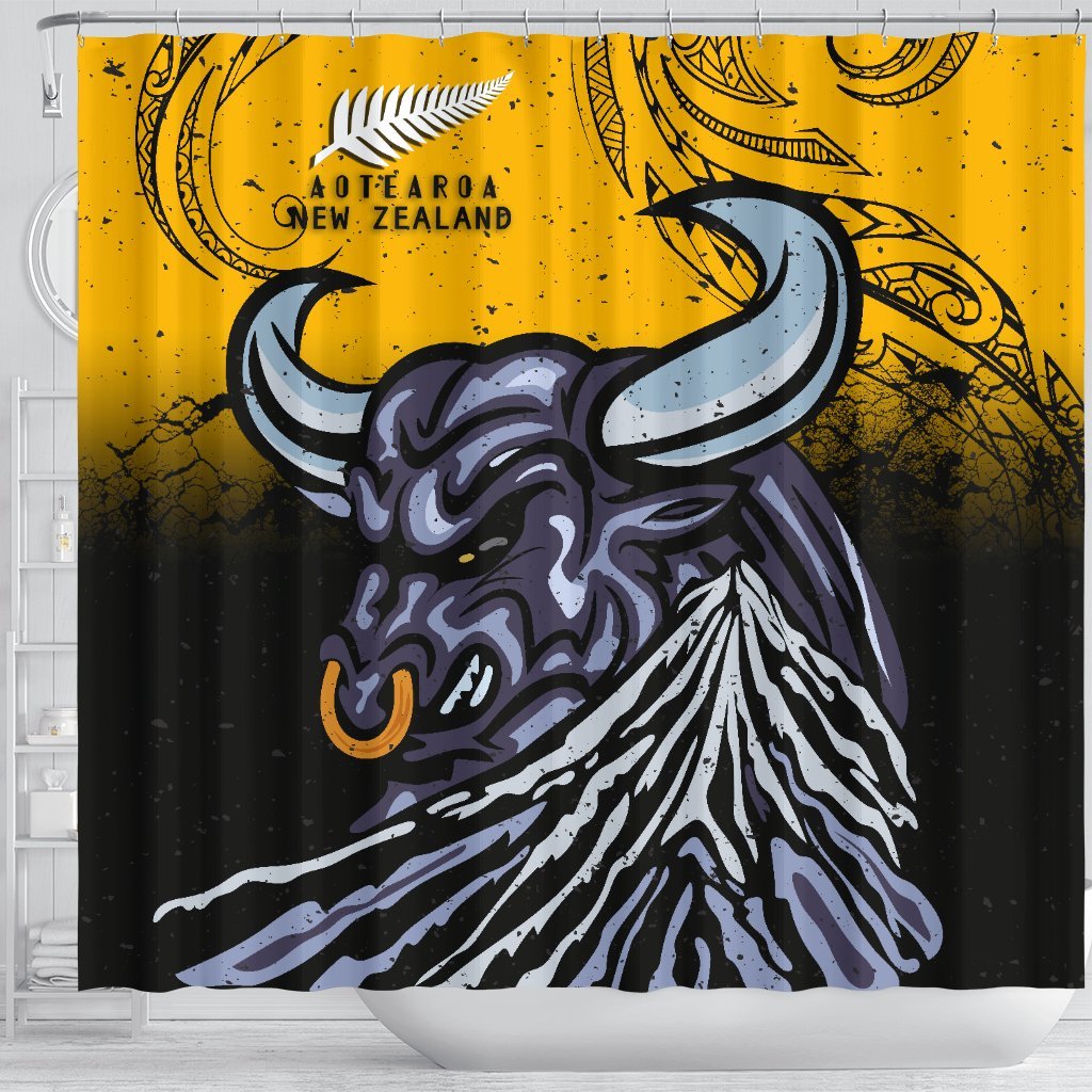 new-zealand-maori-shower-curtain-taranaki-bull