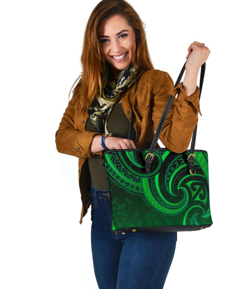 new-zealand-maori-mangopare-small-leather-tote-polynesian-green