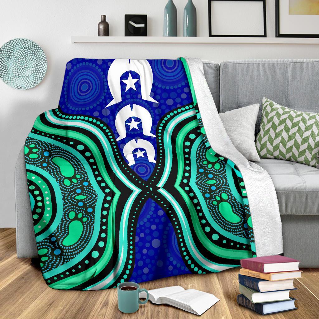 Torres Strait Premium Blanket - Torres Strait Symbol And Aboriginal Patterns - Vibe Hoodie Shop