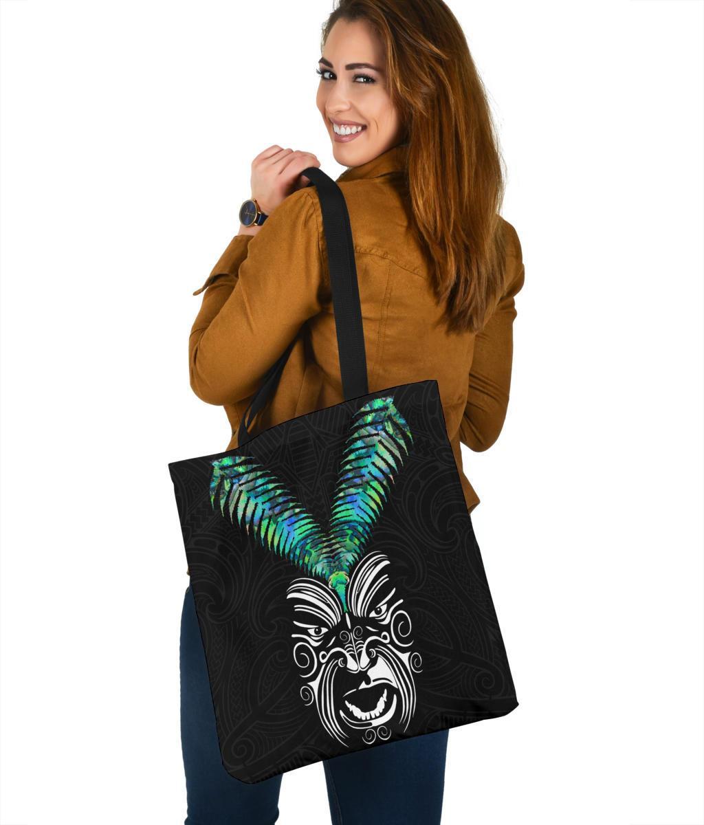 new-zealand-maori-moko-tote-bag-paua-shell