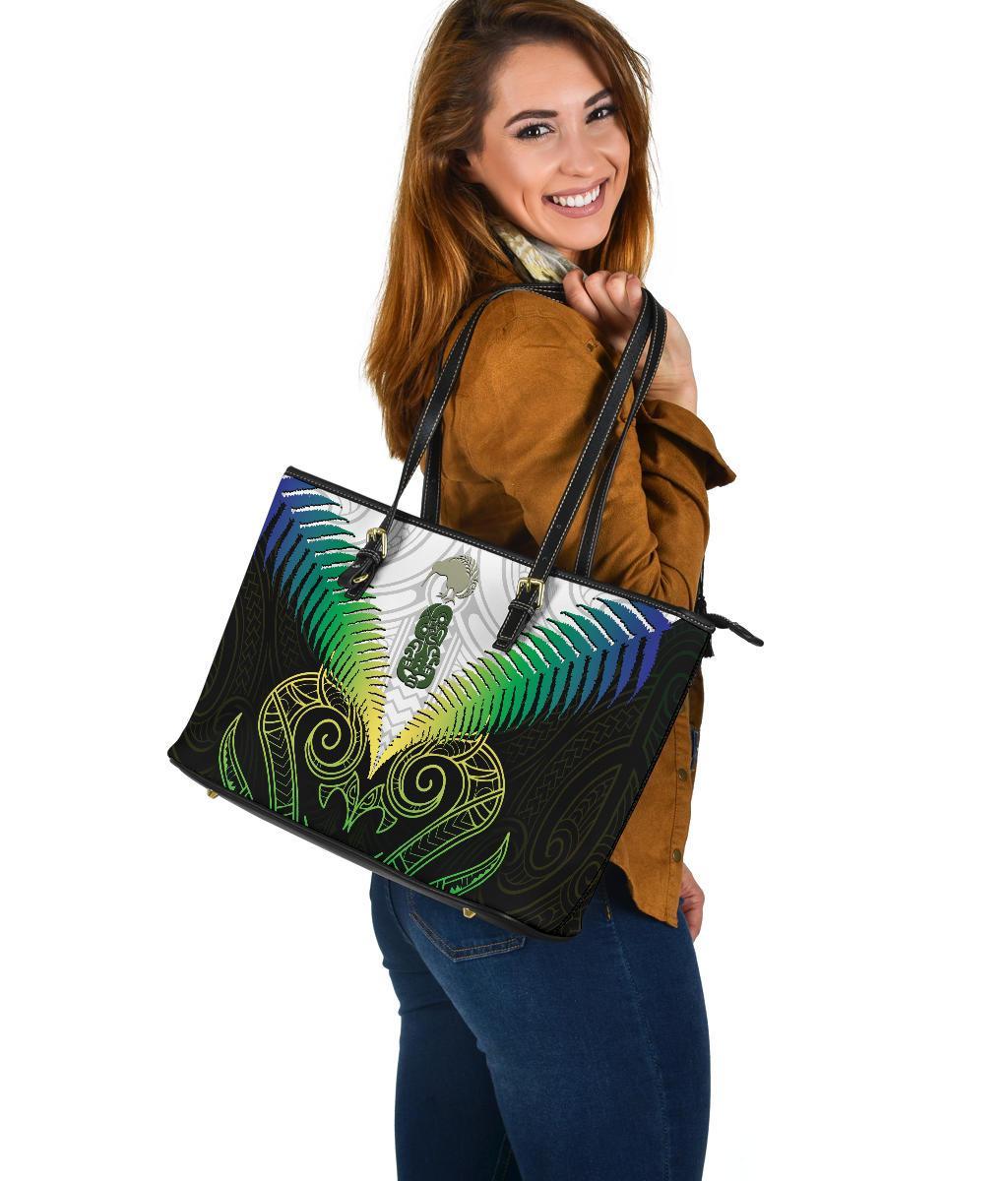 maori-manaia-new-zealand-large-leather-tote-rasta