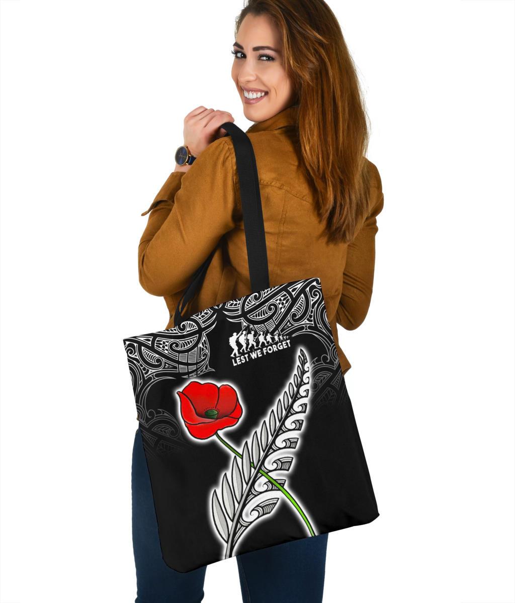 anzac-australia-and-new-zealand-tote-bag-poppy-fern-lest-we-forget