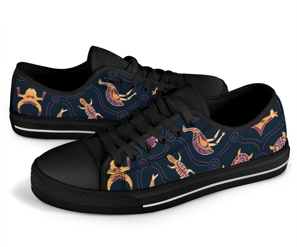 Low Top Shoes - Indigenous Animals Patterns - Vibe Hoodie Shop